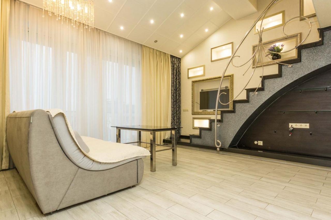 Penthouse On Strada Ismail 58/1 Apartman Kisinyov Kültér fotó